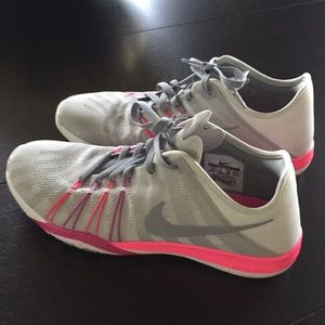 Women’s Nike Free TR6 - size 8.5
